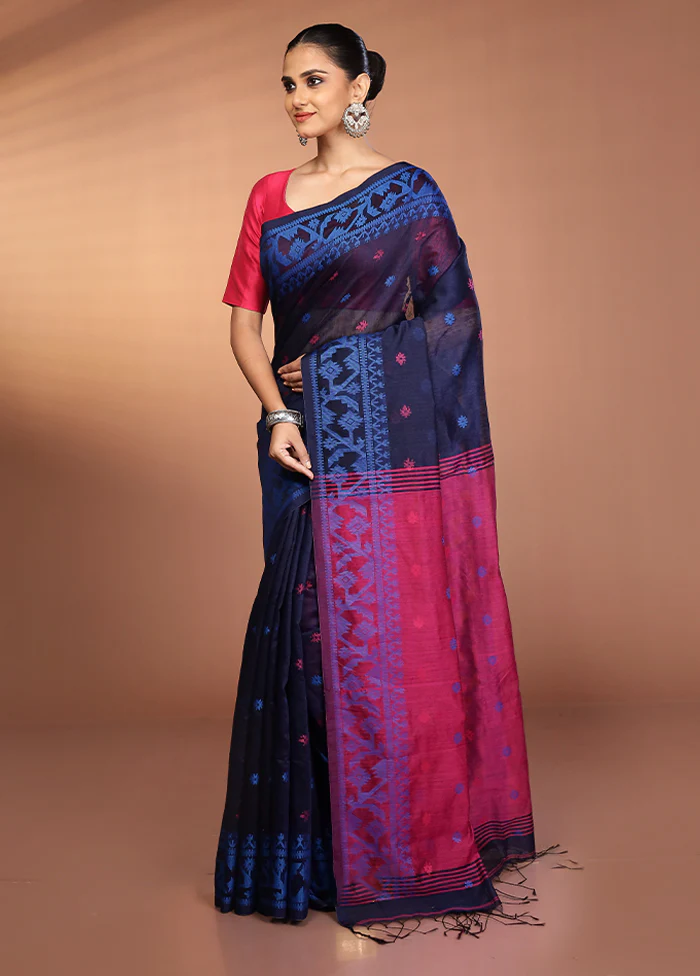 Blue Matka Silk Saree With Blouse Piece - Image 4