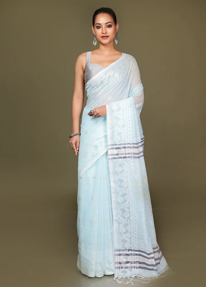 Blue Matka Silk Saree With Blouse Piece - Image 2