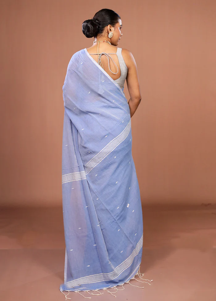 Blue Matka Silk Saree With Blouse Piece - Image 3