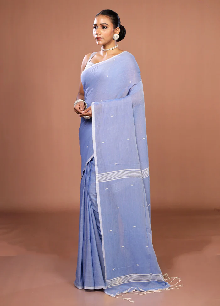 Blue Matka Silk Saree With Blouse Piece - Image 4
