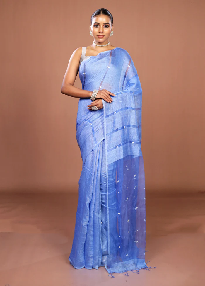 Blue Matka Silk Saree With Blouse Piece - Image 2