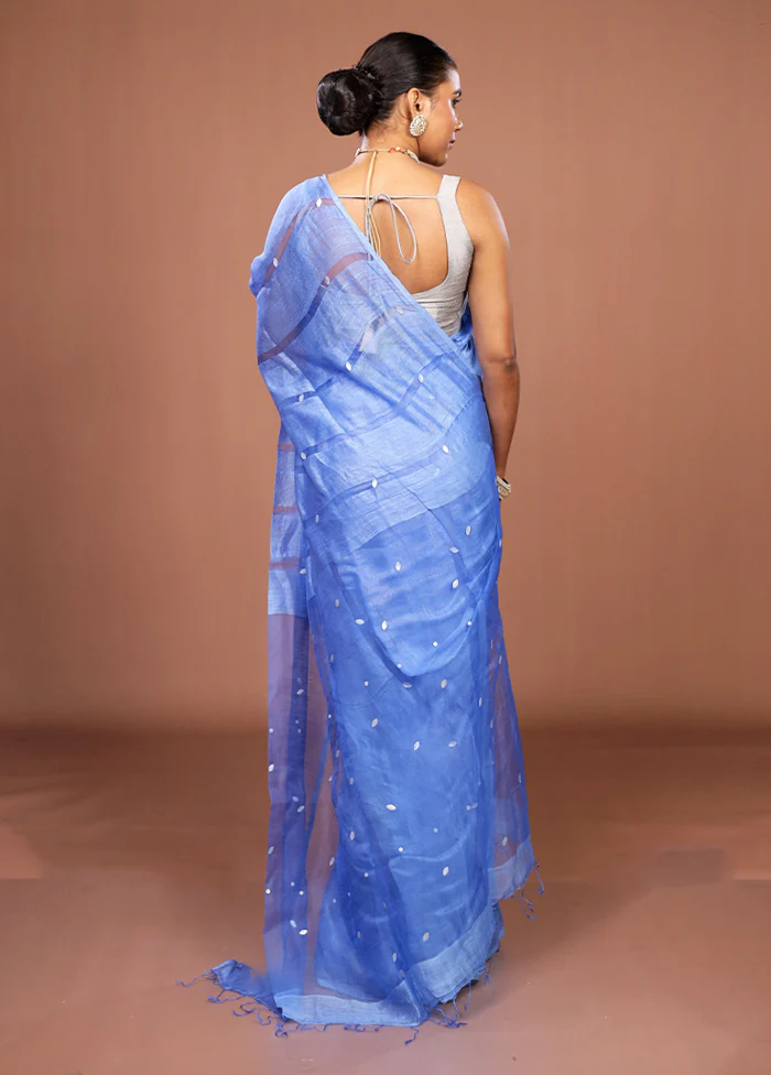 Blue Matka Silk Saree With Blouse Piece - Image 3