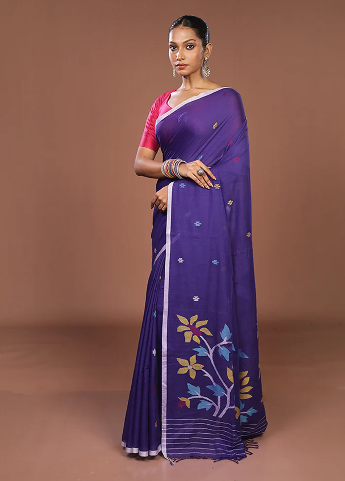 Blue Matka Silk Saree With Blouse Piece - Image 3