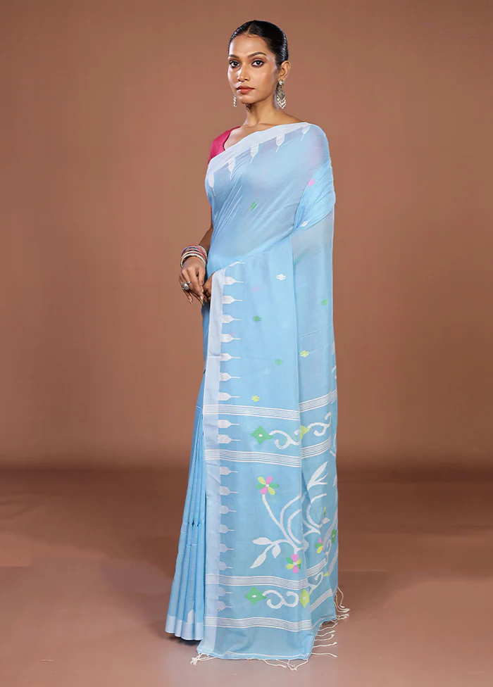 Blue Matka Silk Saree With Blouse Piece - Image 4