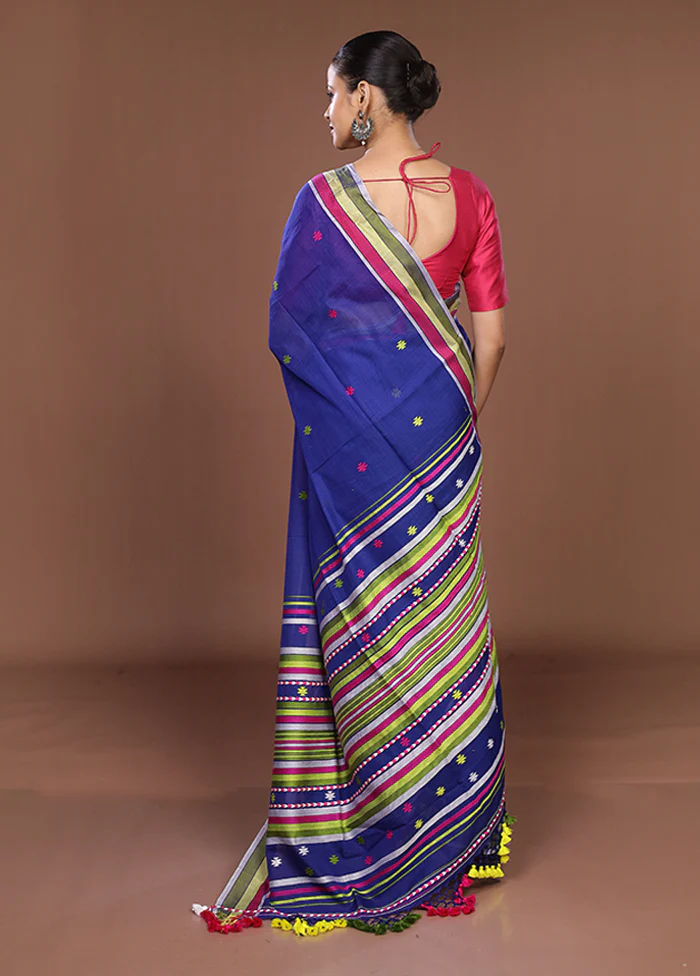 Blue Matka Silk Saree With Blouse Piece - Image 3