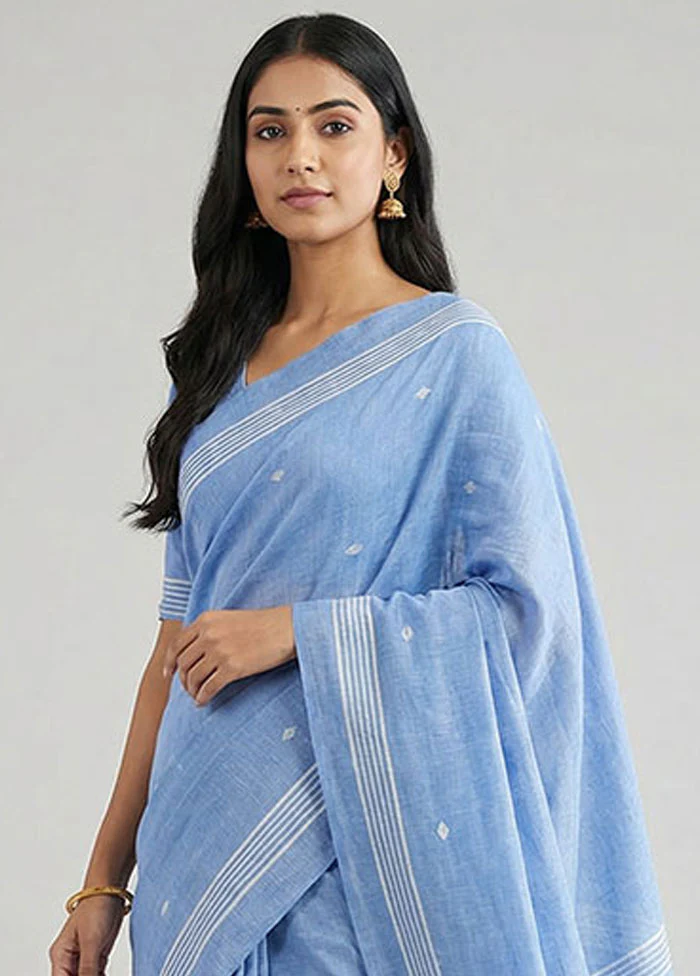 Blue Matka Silk Saree With Blouse Piece - Image 2