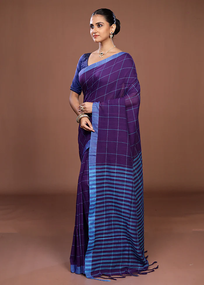 Blue Matka Silk Saree With Blouse Piece - Image 4