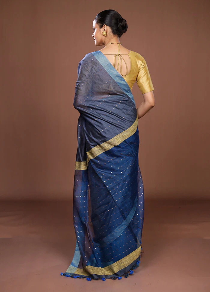 Blue Matka Silk Saree With Blouse Piece - Image 3