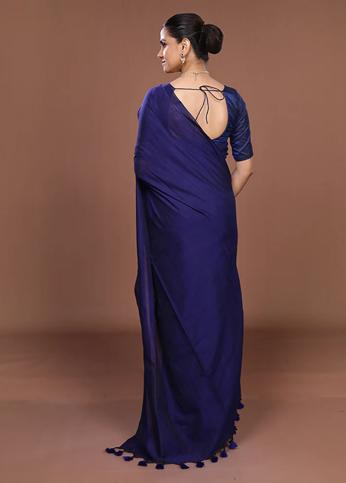Blue Matka Silk Saree With Blouse Piece - Image 3