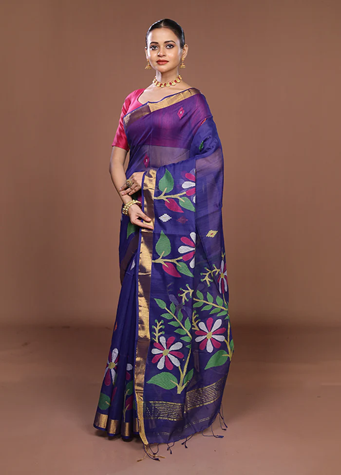 Blue Matka Silk Saree With Blouse Piece - Image 4