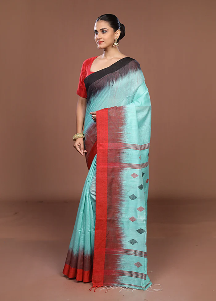 Blue Matka Silk Saree With Blouse Piece - Image 4