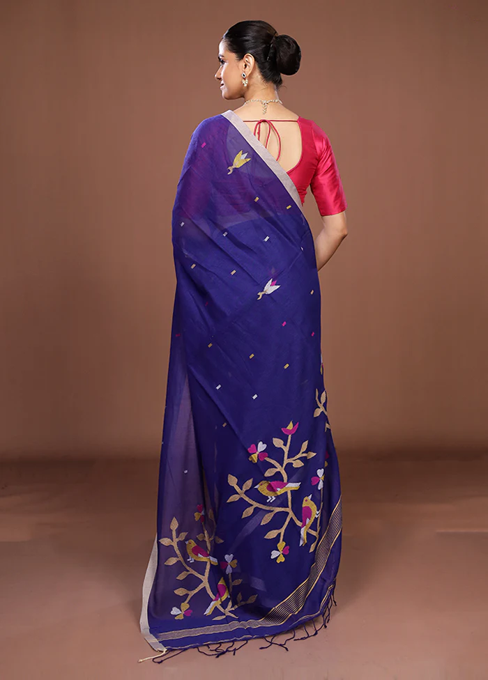 Blue Matka Silk Saree With Blouse Piece - Image 3
