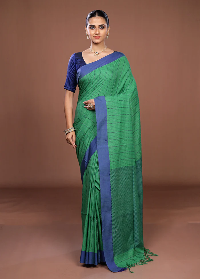 Blue Matka Silk Saree With Blouse Piece - Image 2