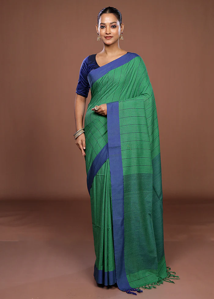 Blue Matka Silk Saree With Blouse Piece - Image 2
