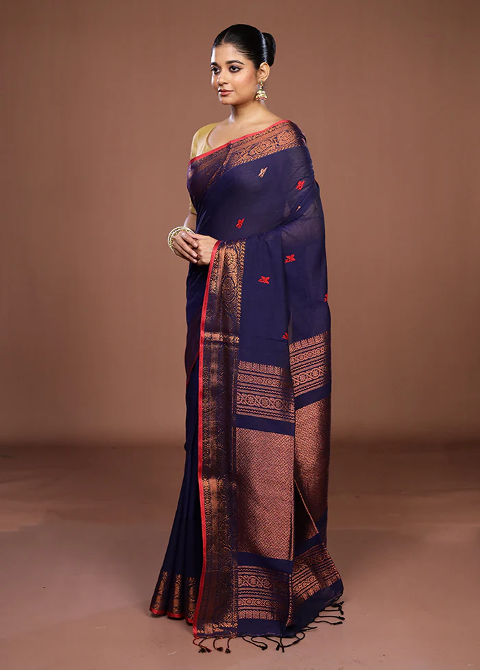 Blue Matka Silk Saree With Blouse Piece - Image 4
