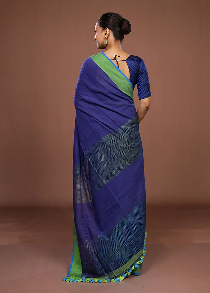 Blue Matka Silk Saree With Blouse Piece - Image 3
