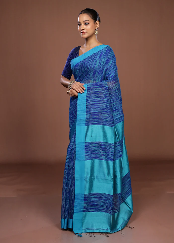 Blue Matka Silk Saree With Blouse Piece - Image 4