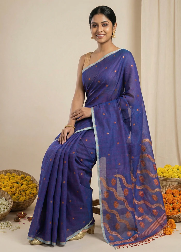 Blue Matka Silk Saree With Blouse Piece - Image 3