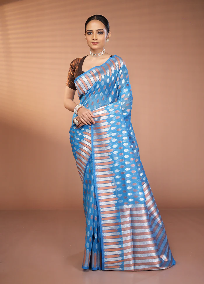 Blue Organza Saree With Blouse Piece - Image 2