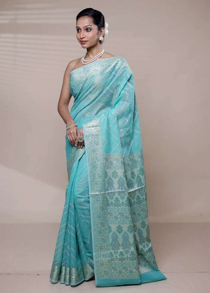 Blue Organza Saree With Blouse Piece - Image 4