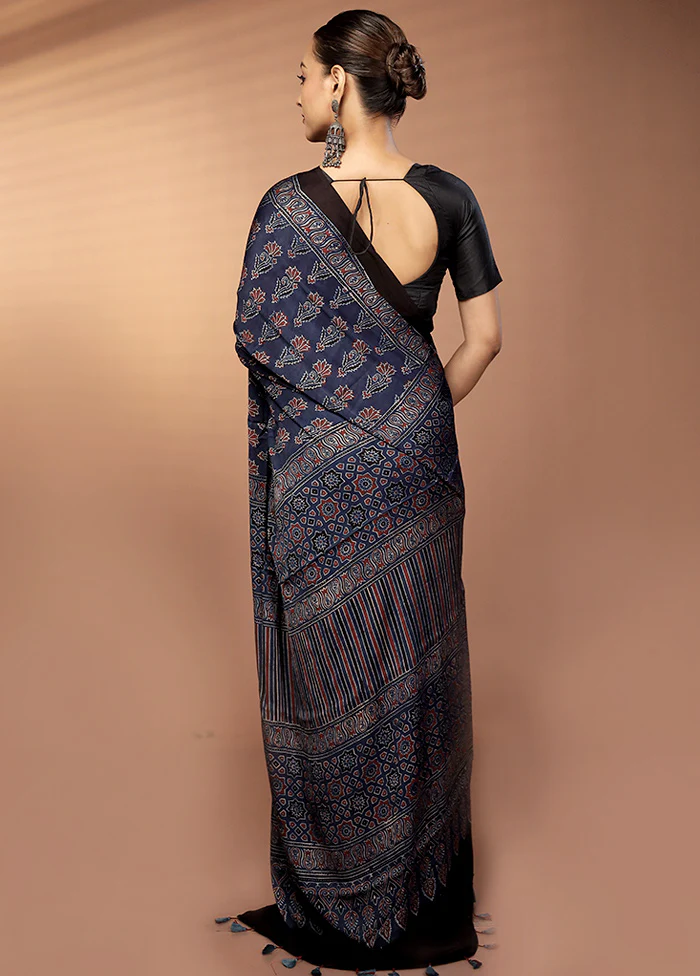 Blue Printed Pure Silk Saree Without Blouse Piece - Image 3