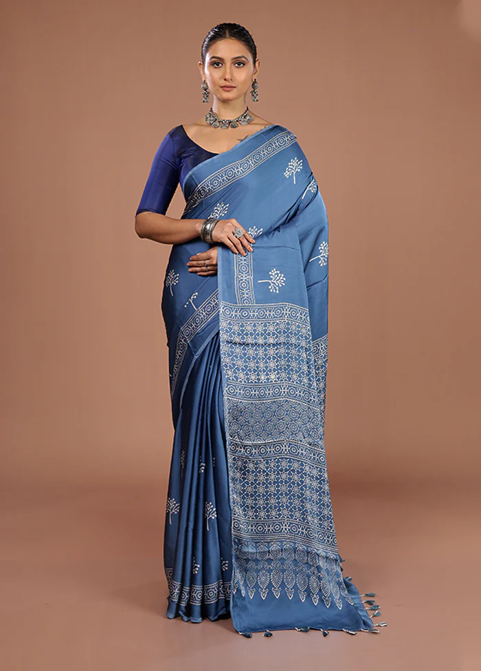 Blue Printed Pure Silk Saree Without Blouse Piece - Image 2
