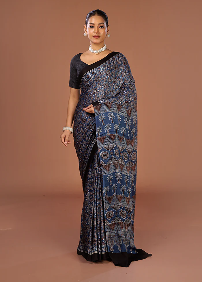 Blue Printed Pure Silk Saree Without Blouse Piece - Image 2
