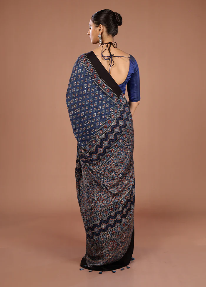 Blue Printed Pure Silk Saree Without Blouse Piece - Image 3