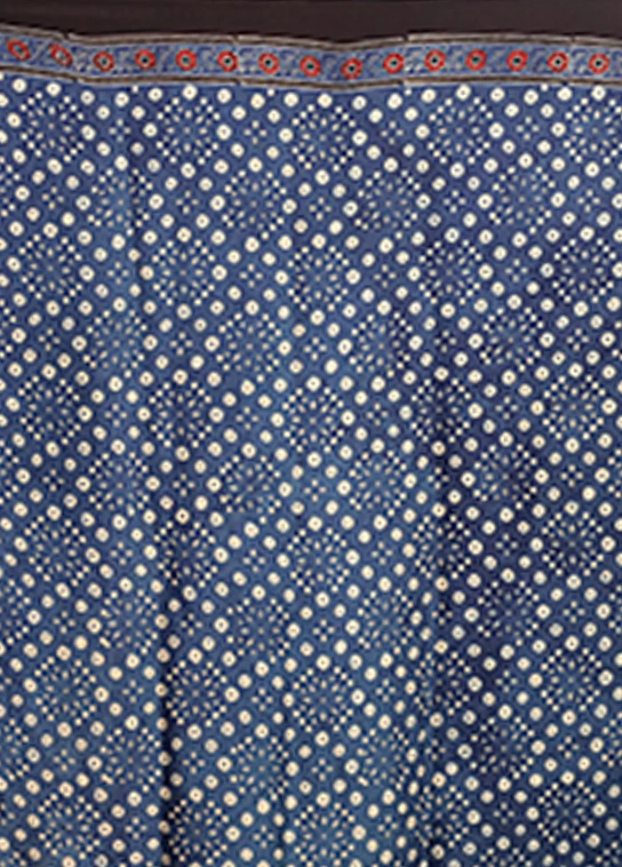 Blue Printed Pure Silk Saree Without Blouse Piece - Image 5
