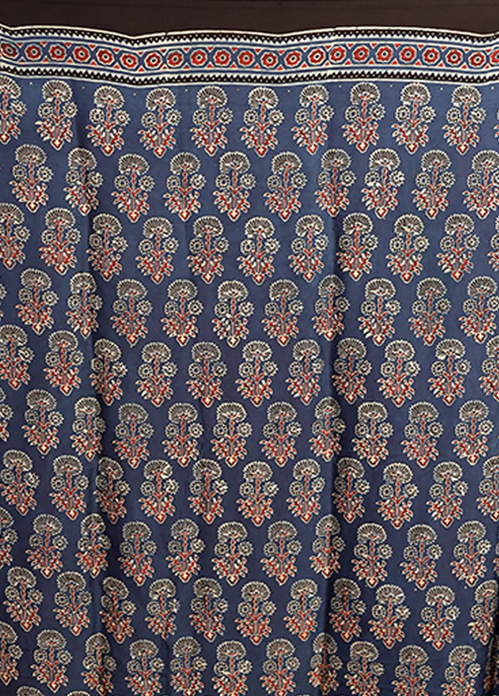 Blue Printed Pure Silk Saree Without Blouse Piece - Image 5