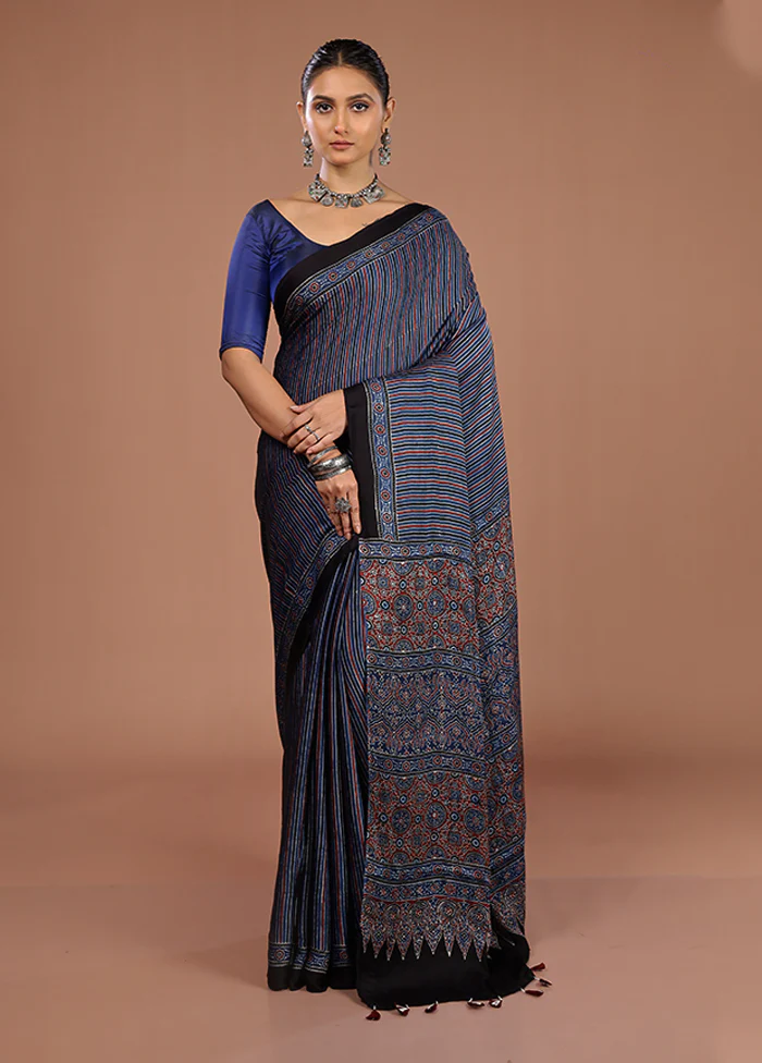 Blue Printed Pure Silk Saree Without Blouse Piece - Image 2