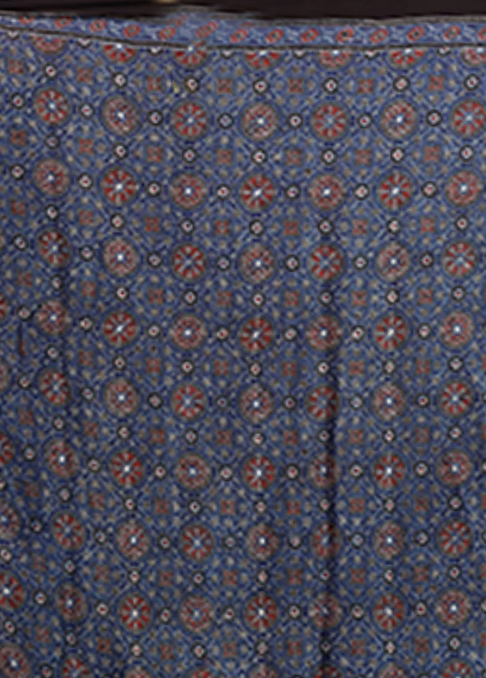 Blue Printed Pure Silk Saree Without Blouse Piece - Image 5