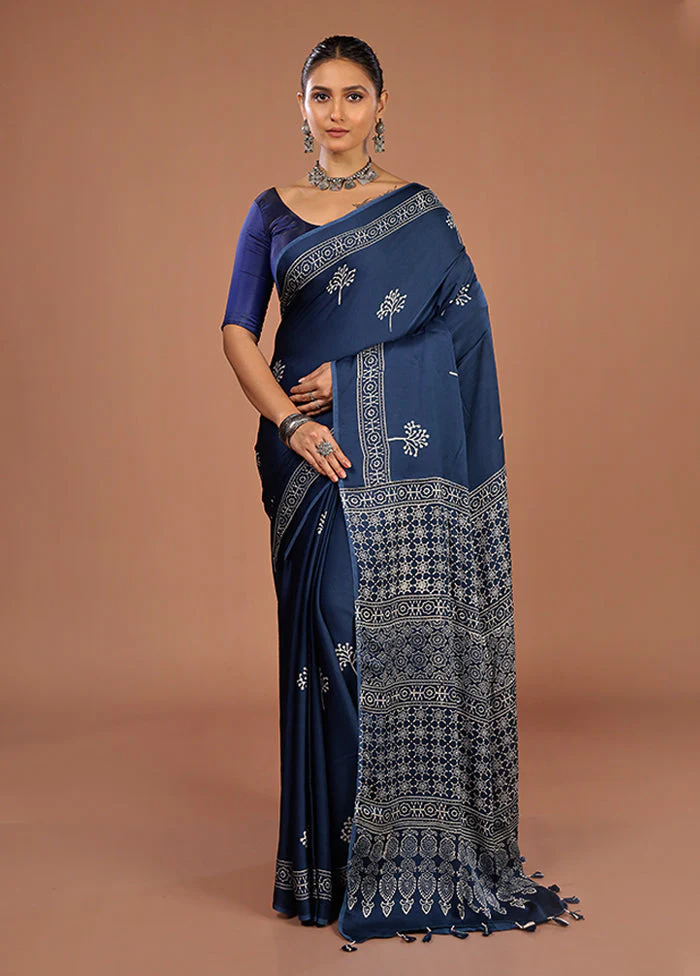 Blue Printed Pure Silk Saree Without Blouse Piece - Image 2