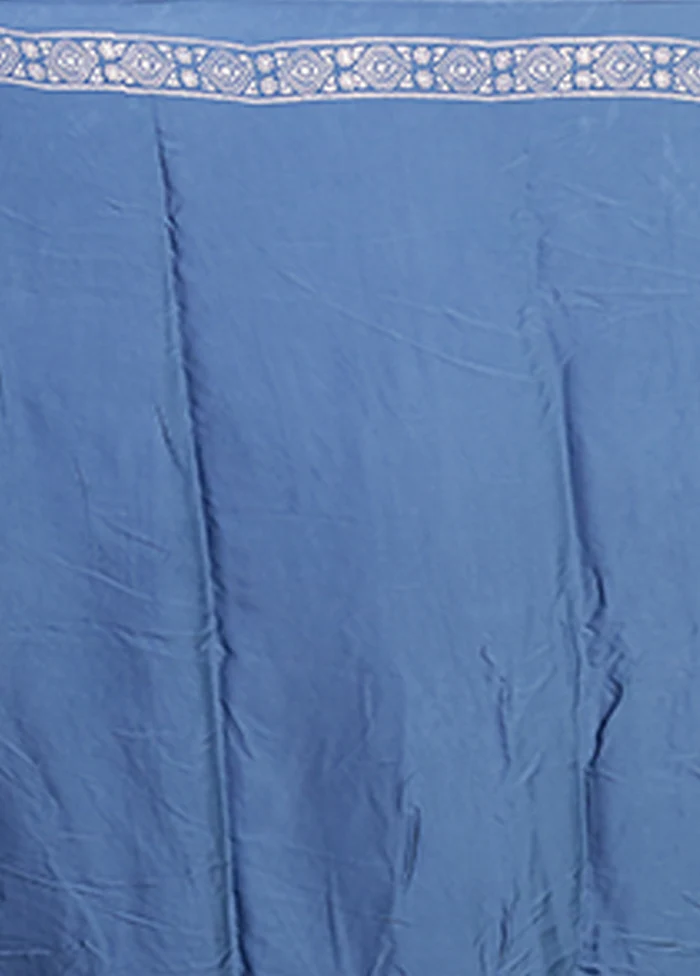 Blue Printed Silk Saree Without Blouse Piece - Image 5