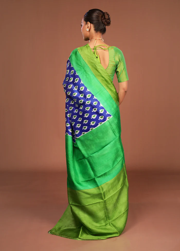 Blue Printed Silk Saree Without Blouse Piece - Image 3