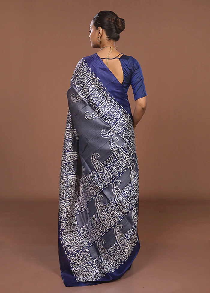 Blue Printed Silk Saree Without Blouse Piece - Image 3