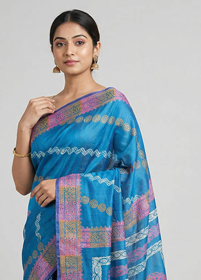 Blue Printed Silk Saree Without Blouse Piece - Image 2