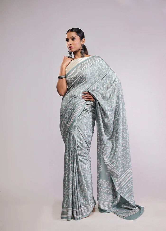 Blue Printed Silk Saree Without Blouse Piece - Image 2