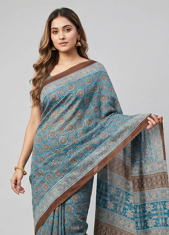 Blue Printed Silk Saree Without Blouse Piece - Image 2
