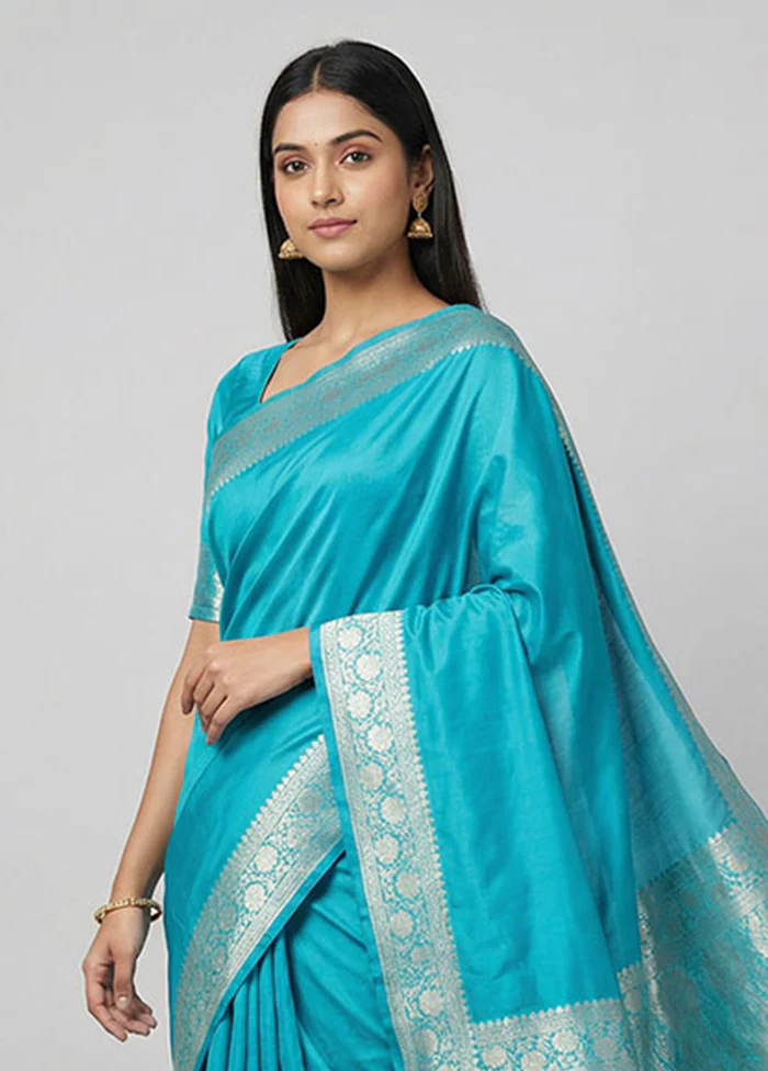 Blue Pure Cotton Saree With Blouse Piece - Image 2
