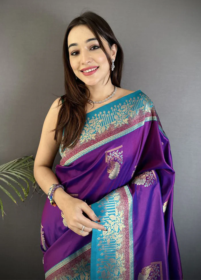 Blue Spun Silk Saree With Blouse Piece - Image 2