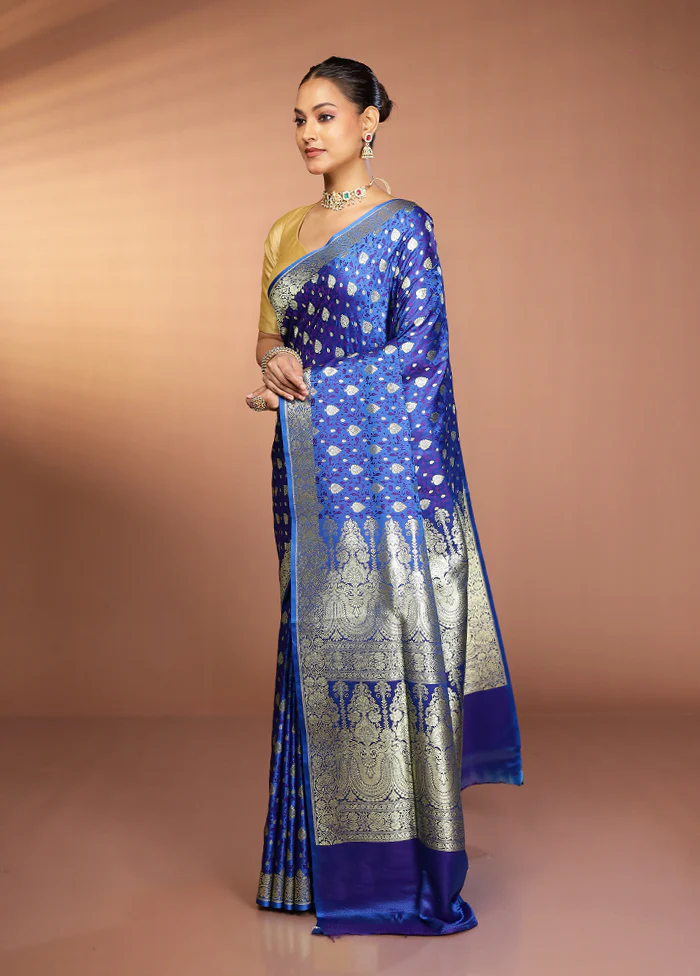 Blue Tanchoi Silk Saree With Blouse Piece - Image 4
