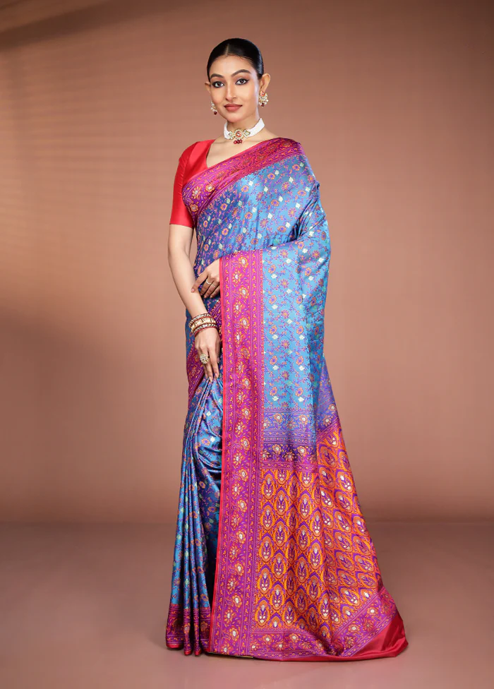 Blue Tanchoi Silk Saree With Blouse Piece - Image 4