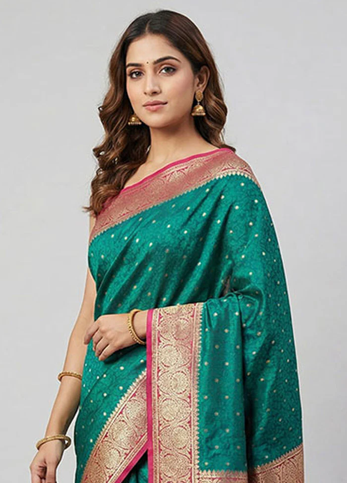 Blue Tanchoi Silk Saree With Blouse Piece - Image 2