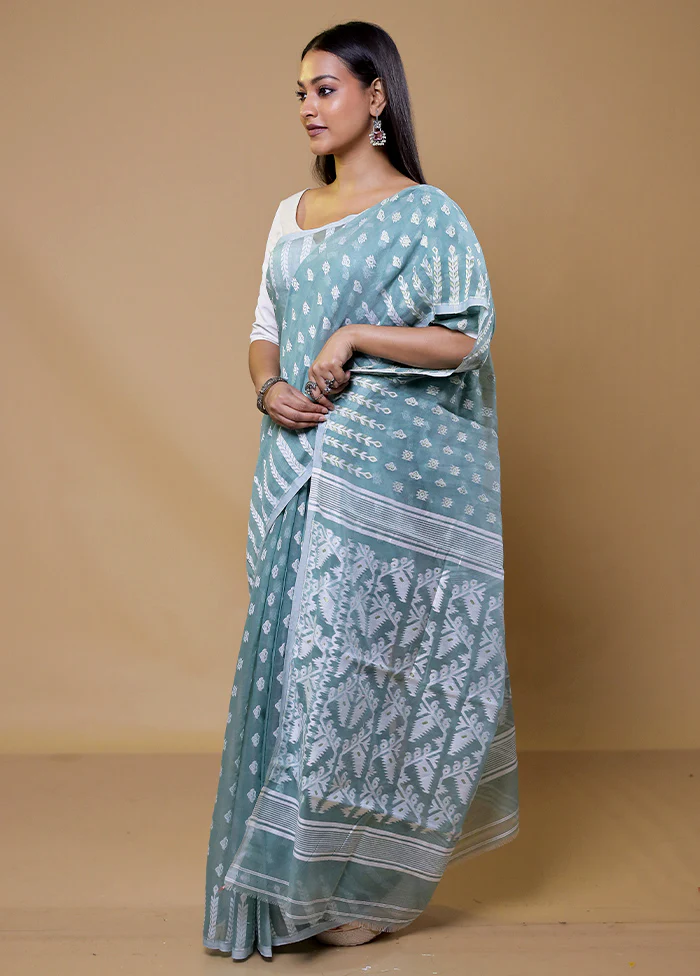 Blue Tant Jamdani Saree Without Blouse Piece - Image 4