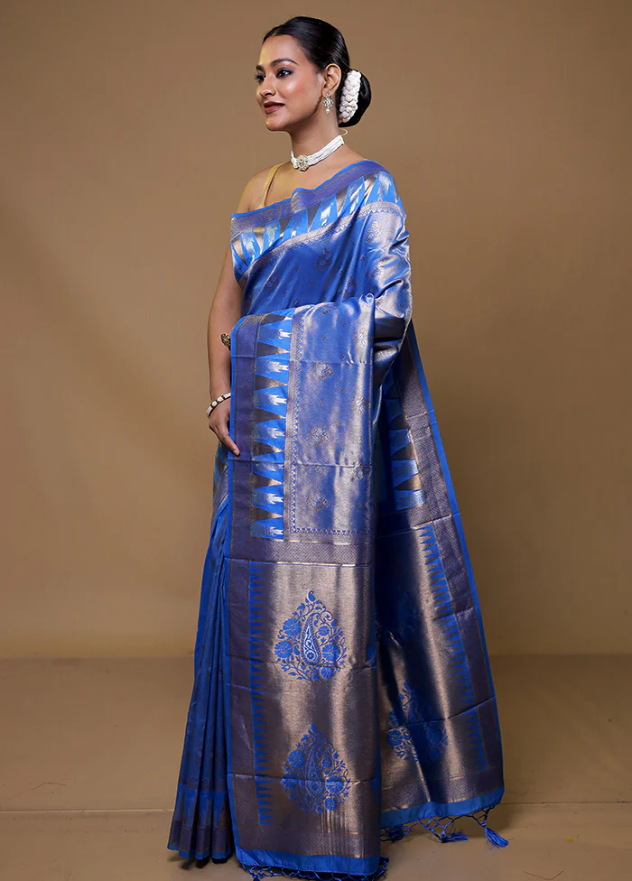 Blue Tissue Silk Saree With Blouse Piece - Image 4