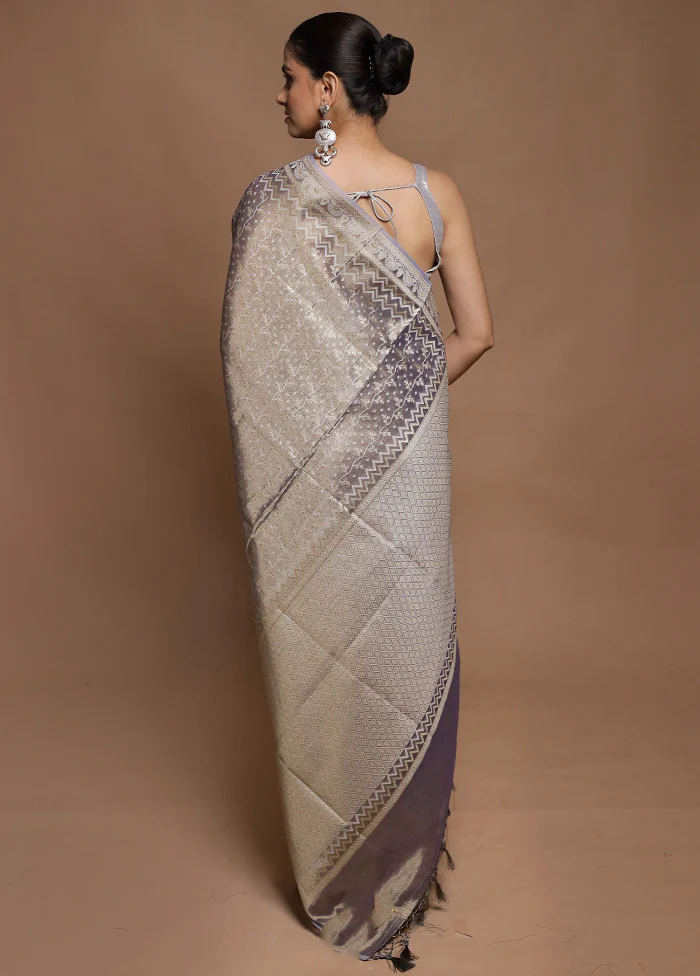 Blue Tissue Silk Saree With Blouse Piece - Image 3