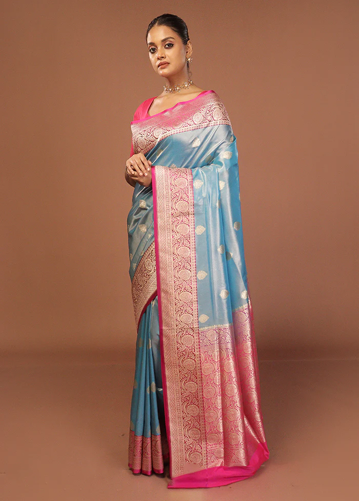 Blue Tissue Silk Saree With Blouse Piece - Image 4