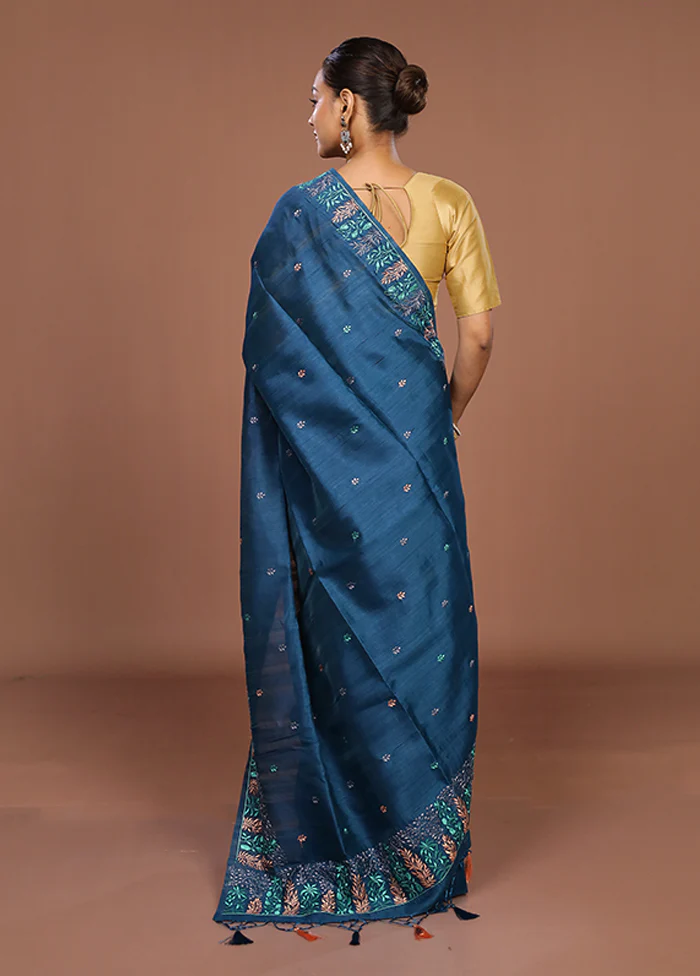 Blue Tussar Silk Saree With Blouse Piece - Image 3