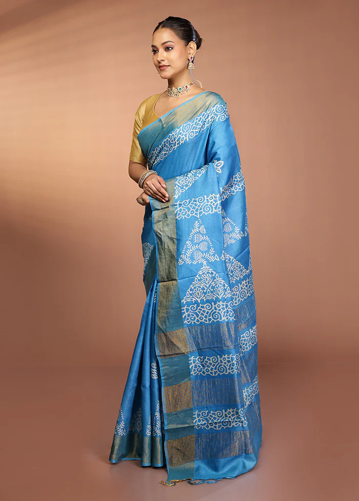 Blue Tussar Silk Saree With Blouse Piece - Image 4